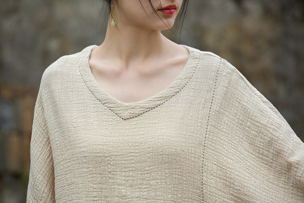 Textured Linen-Cotton V-Neck Tee – Hand-Stitched Relaxed Fit Top