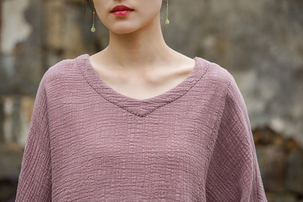 Textured Linen-Cotton V-Neck Tee – Hand-Stitched Relaxed Fit Top