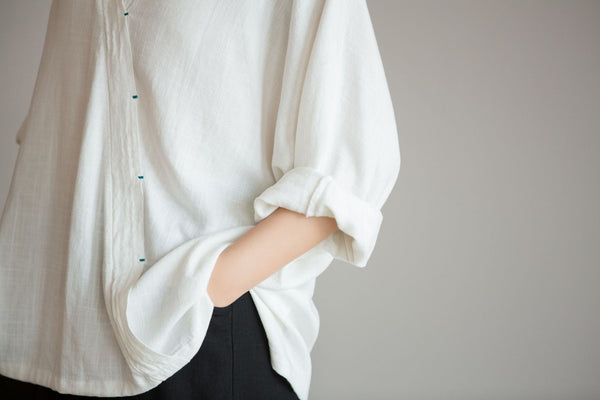 Zen Linen Tee – Oversized V-Neck 3/4 Sleeve Top with Hanfu-Inspired Silhouette