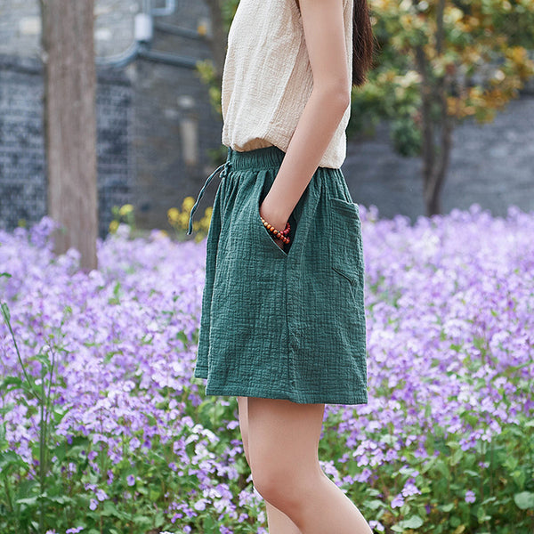 Simple Women Wrinkle Linen and Cotton Wide Thigh Opening Shorts