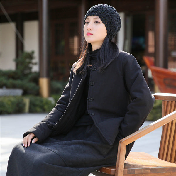 Women Chinese Artsy Short Length Linen and Cotton Chinese Buckle Quilted Coat