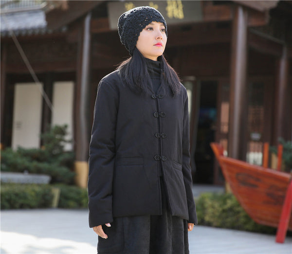 Women Chinese Artsy Short Length Linen and Cotton Chinese Buckle Quilted Coat