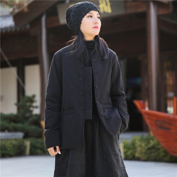 Women Chinese Artsy Short Length Linen and Cotton Chinese Buckle Quilted Coat