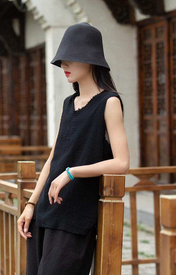 Women Linen and Cotton Sleeveless Wrinkled T-Shirt