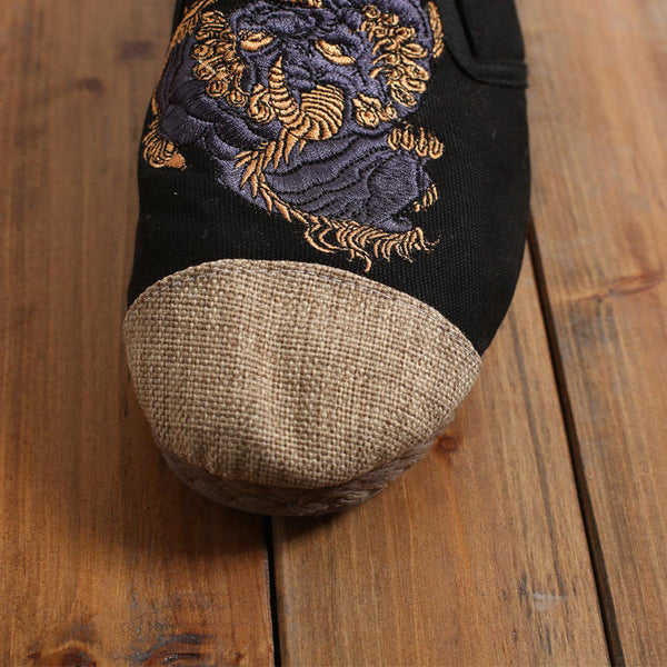 Chinese Style Ancient Animal (Kirin) embroidery Linen Shoes