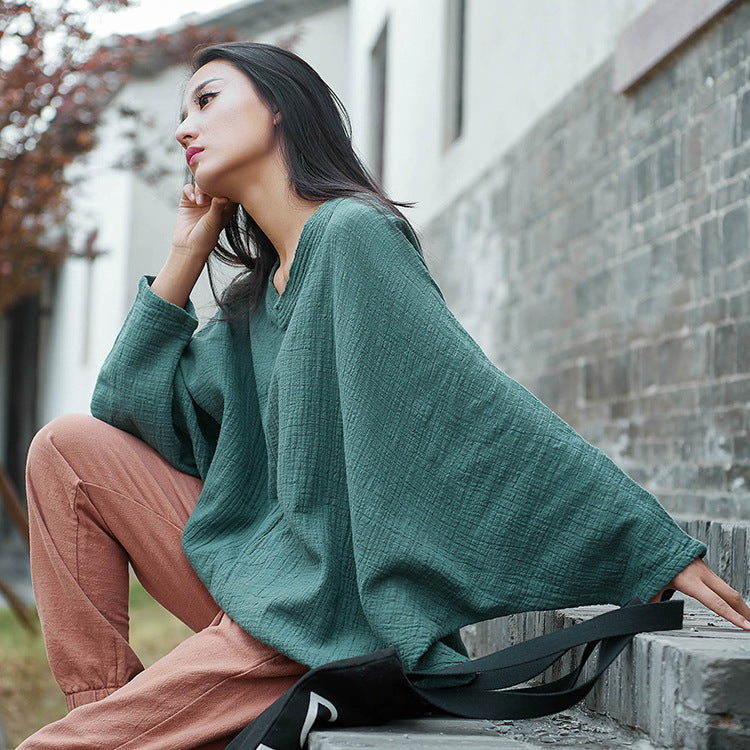 Textured Linen-Cotton Batwing Tee – V-Neck Oversized Top with Retro Chinese Aesthetic