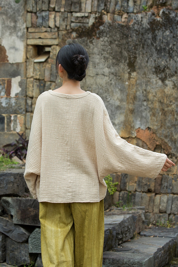Textured Linen-Cotton V-Neck Tee – Hand-Stitched Relaxed Fit Top