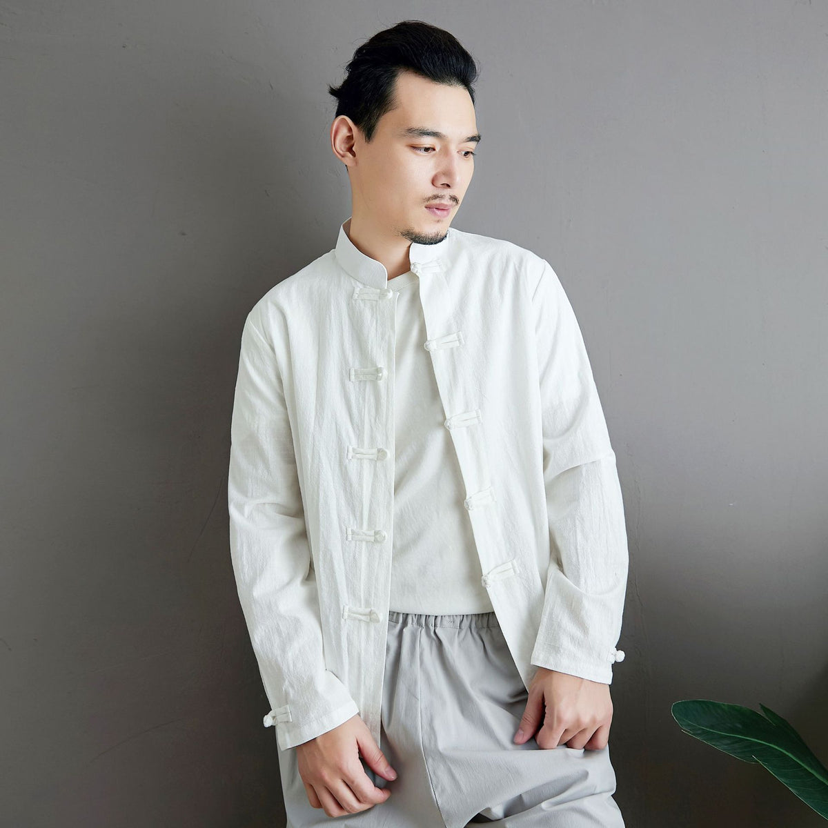 Men Aisian Style Linen and Cotton Long Sleeve Jacket