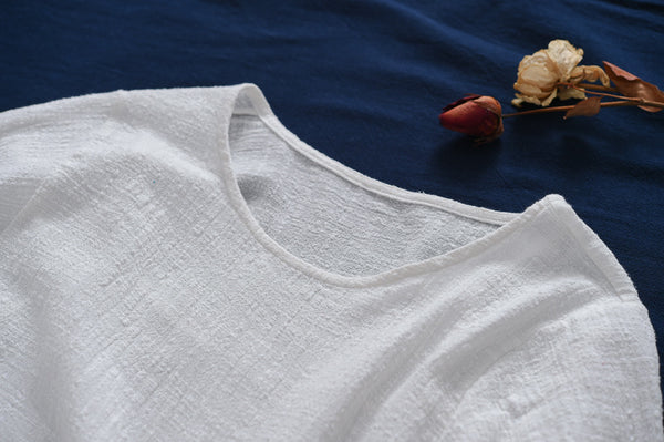 Women Casual Loose Style Wrinkled Linen and Cotton Round Necked T-shirt