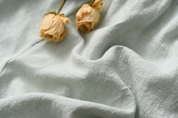 Women Simple Casual Style Linen and Cotton Lantern Cropped Pants