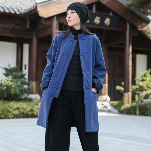 Women Artsy Middle Length Linen and Cotton Chinese Buckle Round Neck Coat (Inside With Velvet)