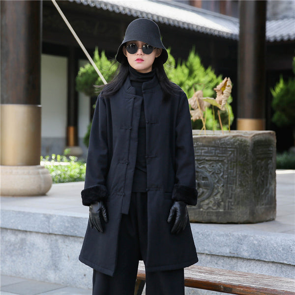 Women Artsy Middle Length Linen and Cotton Chinese Buckle Round Neck Coat (Inside With Velvet)