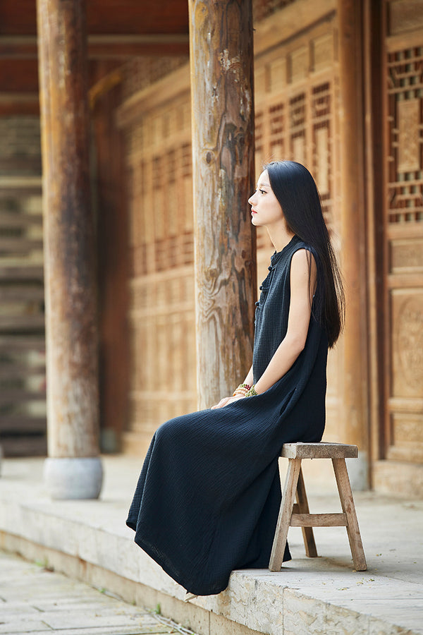 Women Chinese QiPao Type Linen and Cotton Sleeveless Maxi Dress