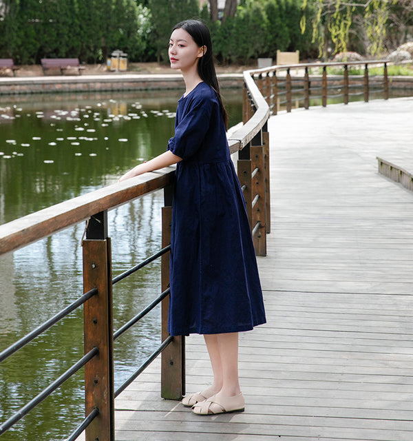 Women Loose Linen and Cotton Round Neck Middle Sleeve Dress