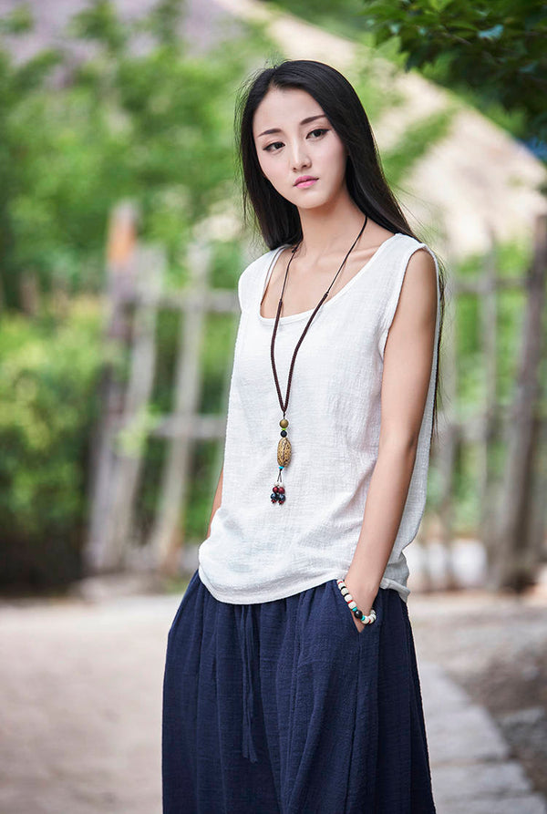 Women cotton and linen Sleeveless summer thin loose vest style t-shirt