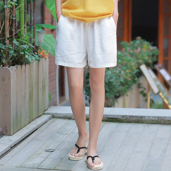 Women Casual Simple Linen and Cotton Shorts