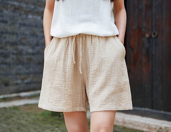 Simple Women Wrinkle Linen and Cotton Wide Thigh Opening Shorts