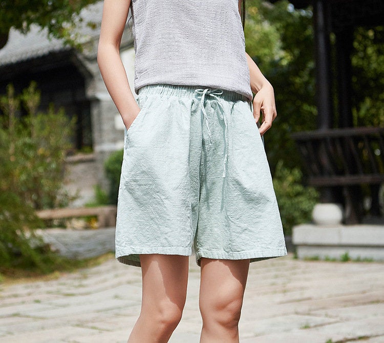 Women Natural Ramie Linen Sand Washed Wide Thigh Opening Shorts