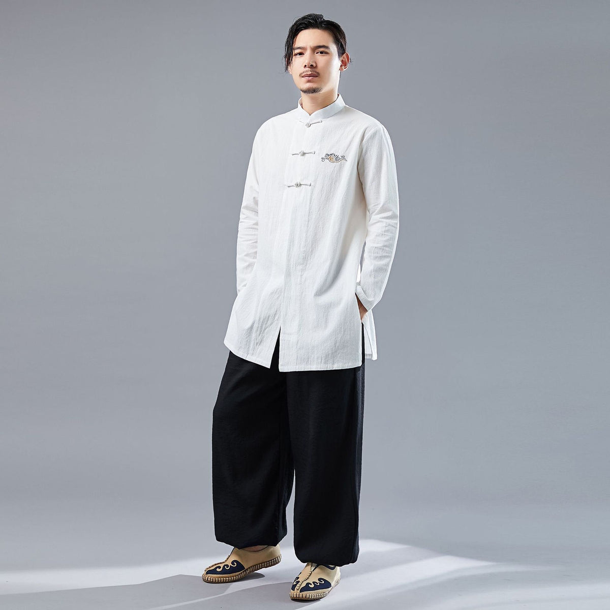 Men KungFu Style Water-washed Linen and Cotton Long Sleeved Cardigan Middle Long Shirts